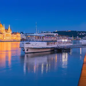 Grand Jules - Boat Bådhotel
